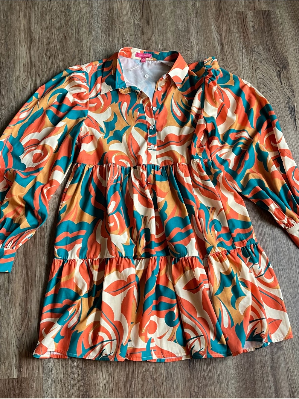 NWOT FLYING TOMATO Abstract Print Tiered Button Down Mini Dress